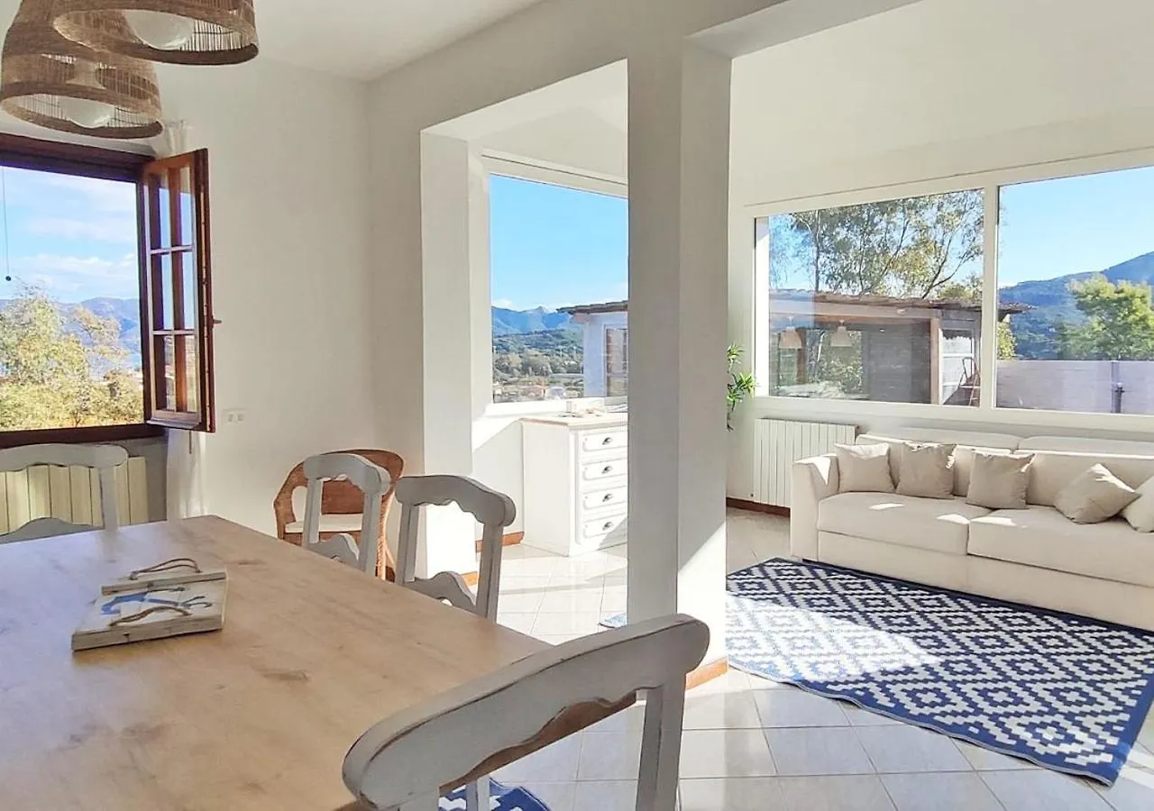 Villa Stellamare Портоферрайо